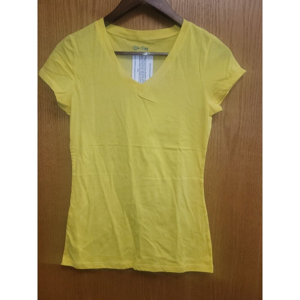 Yellow V-Neck Short Sleeve T-Shirt Womens Medium By Blue Velvet 60% Cotton & 40%